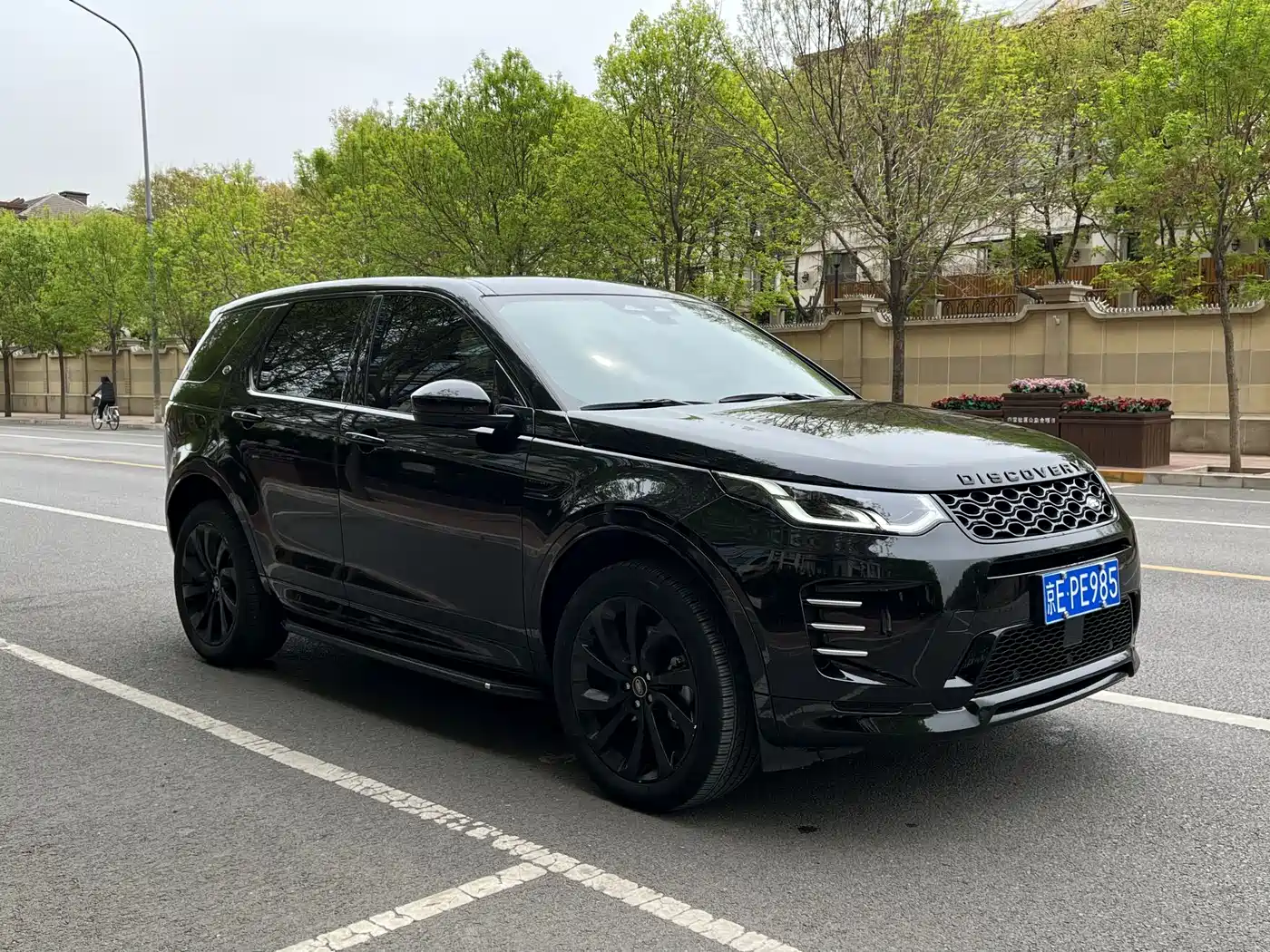 LAND ROVER DISCOVER SPORTS