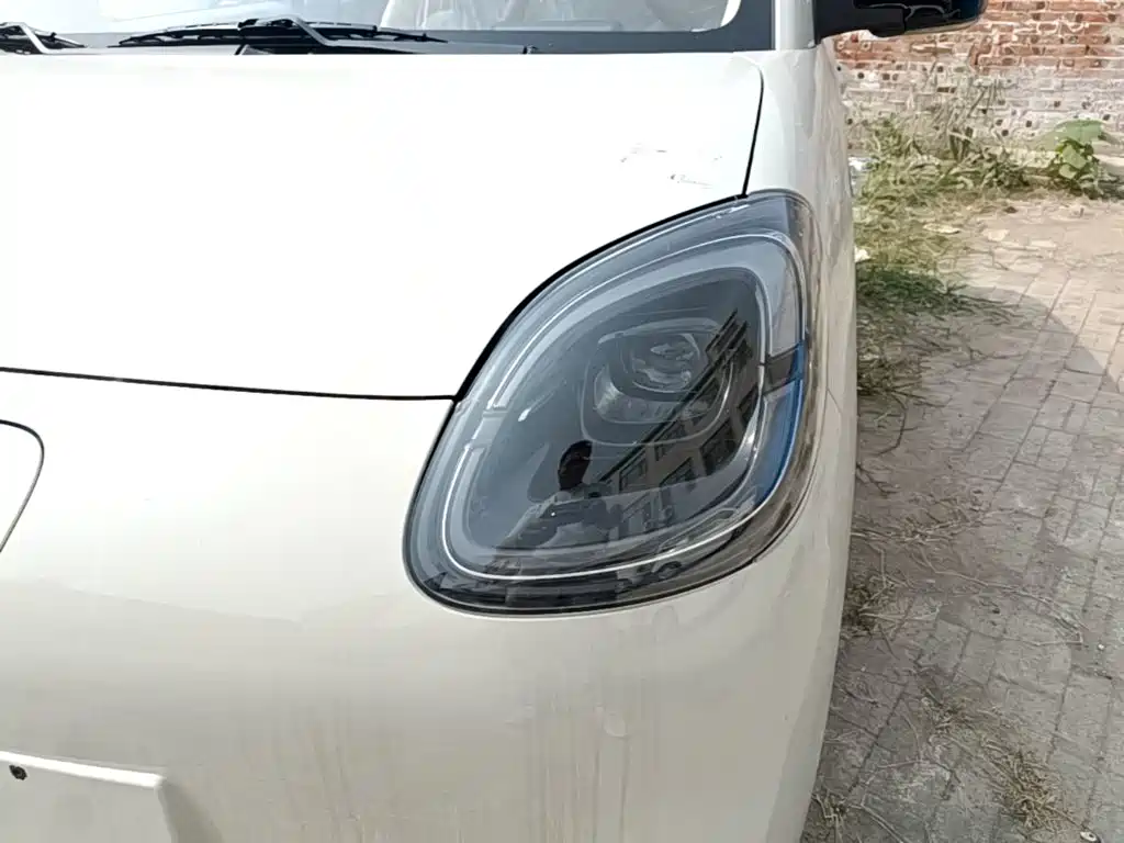 Wuling Motors Hongguang MINIEV 2026 2025 4-Door Advanced