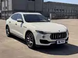 Photo 3 - Maserati Levante