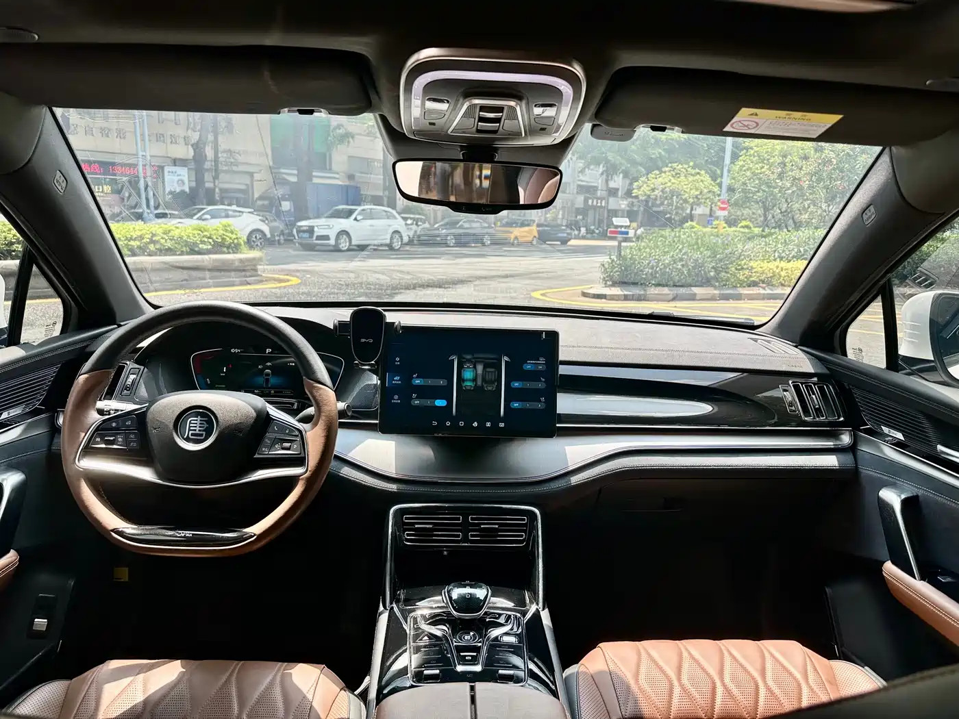 BYD Tang New Energy 2021 DM-i 112KM Premium фото 18