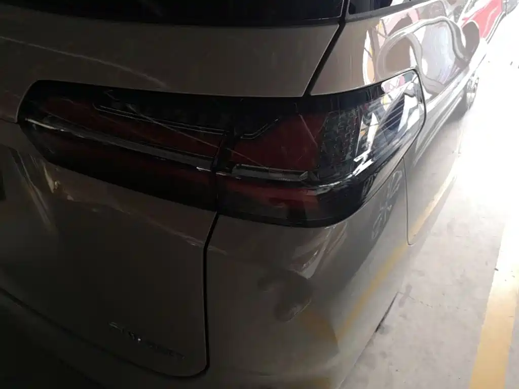 Wuling Motors Xingguang 730 New Energy 2025 2025 Model Plug-in Hybrid Base Version