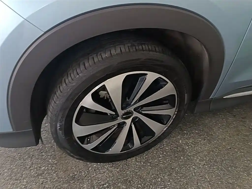 BYD Song PLUS PHEV 2023 Champion Edition DM-i 150KM Flagship PLUS фото 23