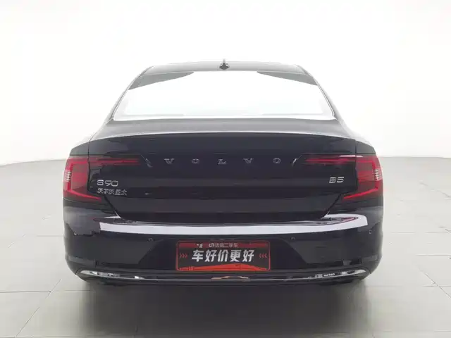 Volvo S90 2021 Model B5 Momentum Luxury Edition — фото 4