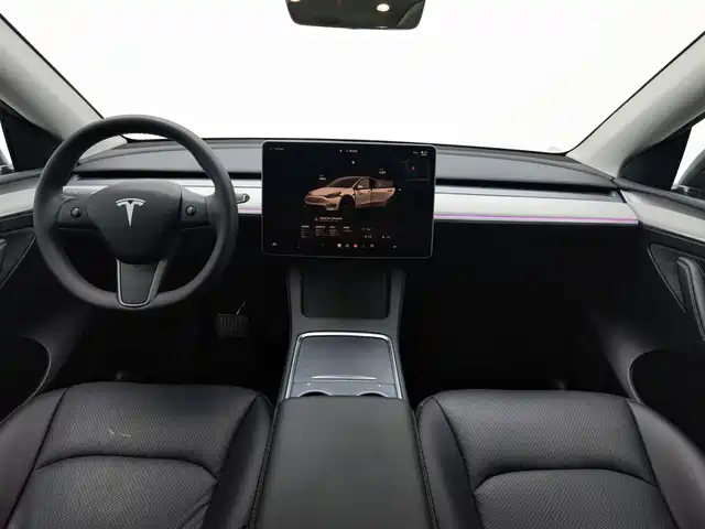 Tesla Model Y 2024 Rear-Wheel Drive Version — фото 5
