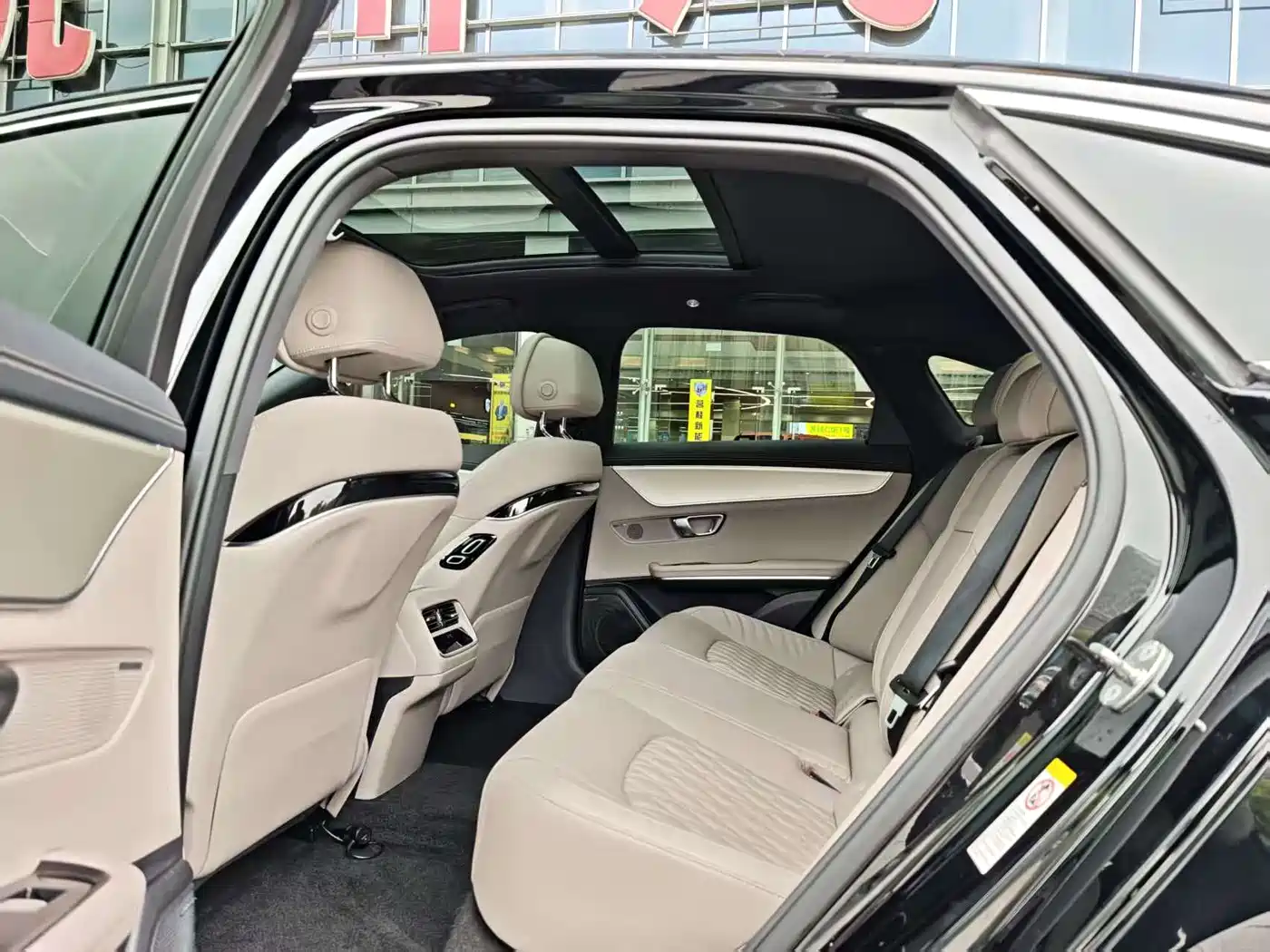 BYD Han 2025 DM-i 125KM Premium фото 11