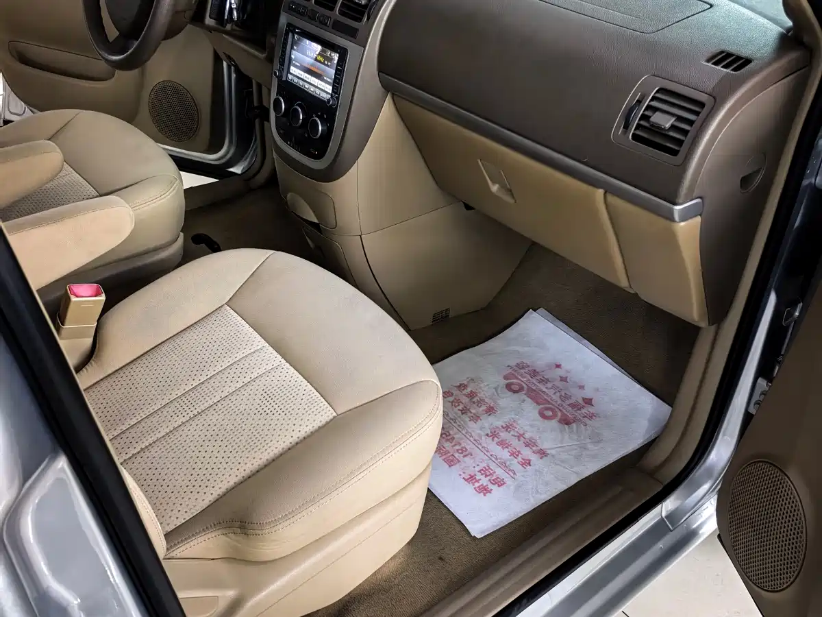 Buick GL8 2014 2.4L Classic Edition фото 6