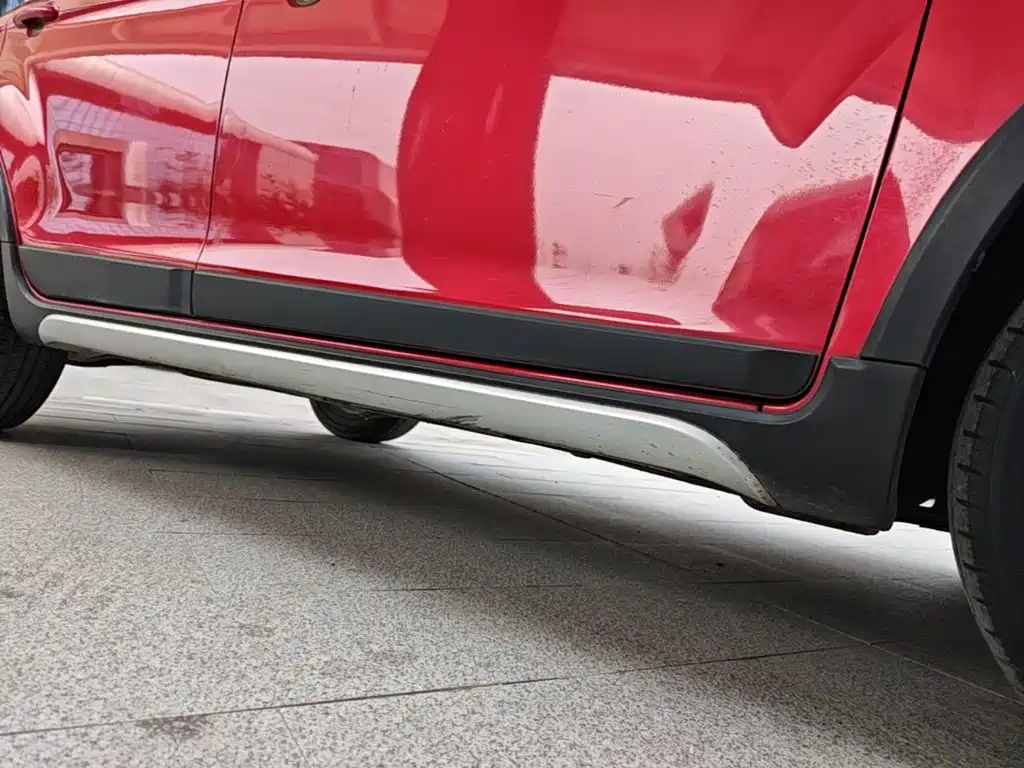 Фото 21 - Geely Vision X3