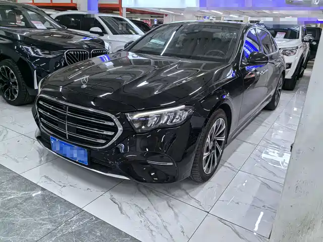 Mercedes-Benz E-Class 2025