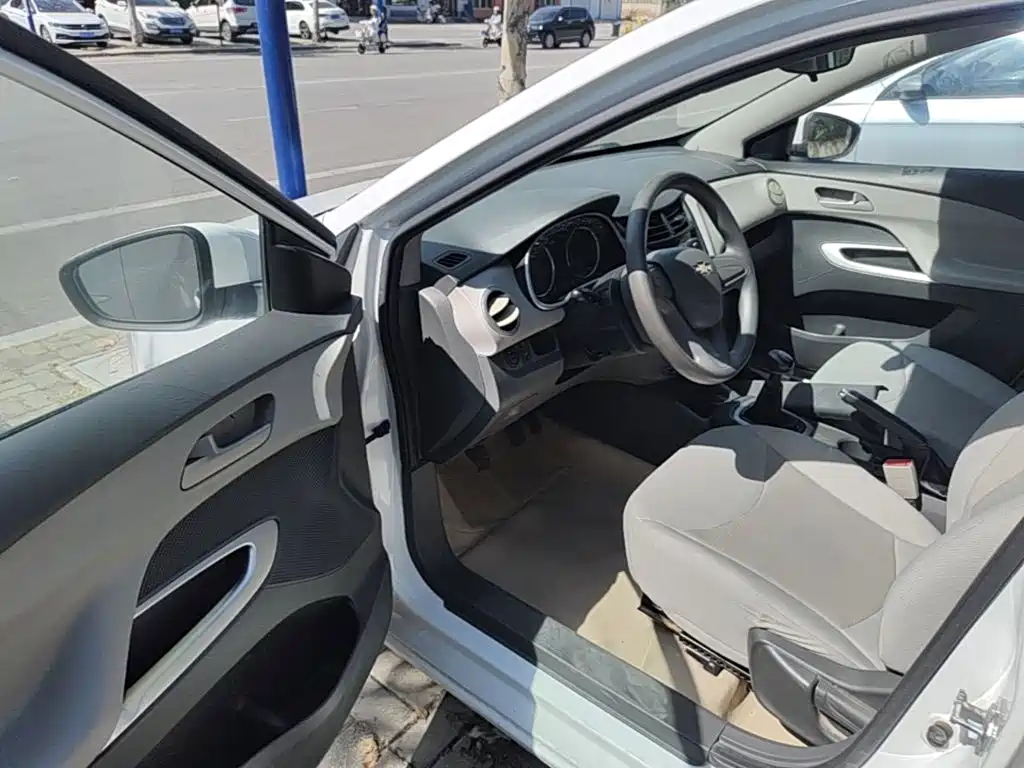 Chevrolet Sail 2018 2018 Sail 3 1.3L Manual Comfort Sunroof