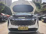 Фото 4 - Geely Atlas L