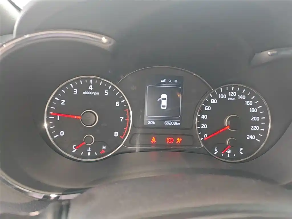 Kia K3 2016 1.6L Manual GL фото 12