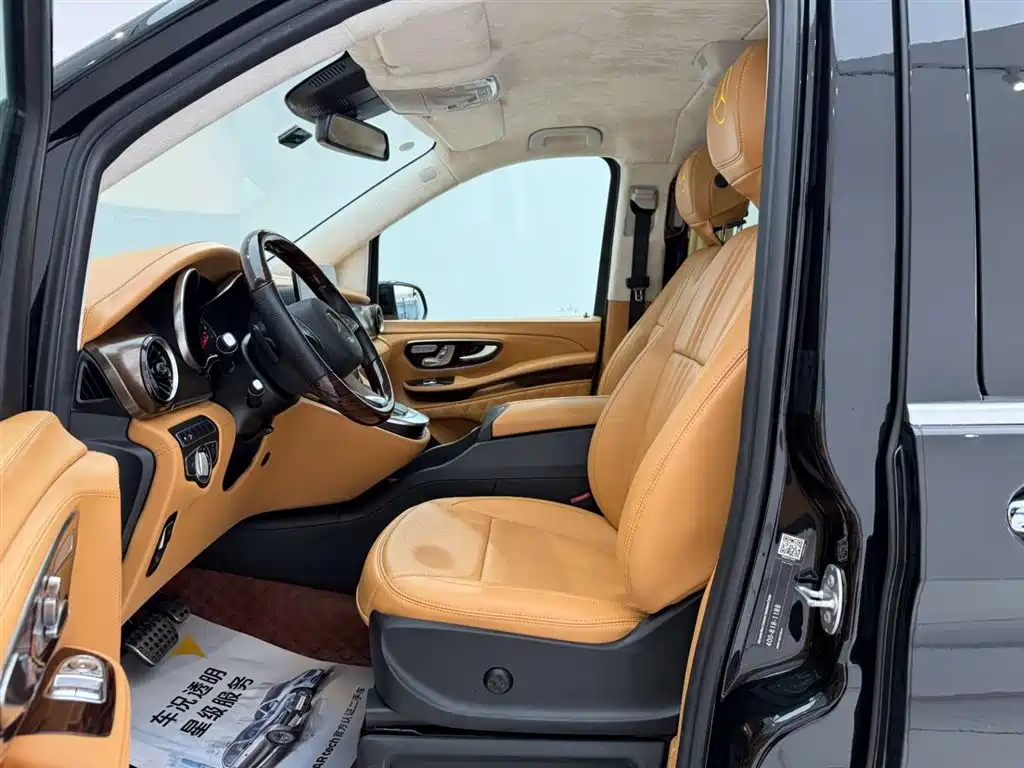Mercedes-Benz V-Class 2020 Model V 260 L Long Wheelbase Luxury фото 15