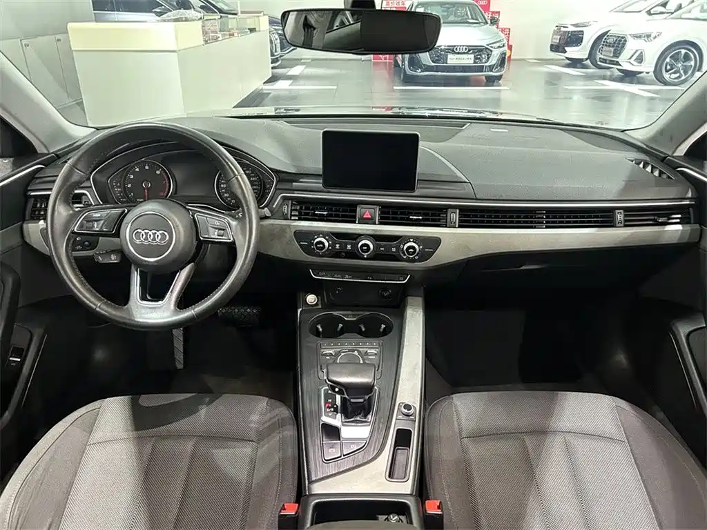 Audi A4L 2019 40 TFSI Progressive (China V) фото 6