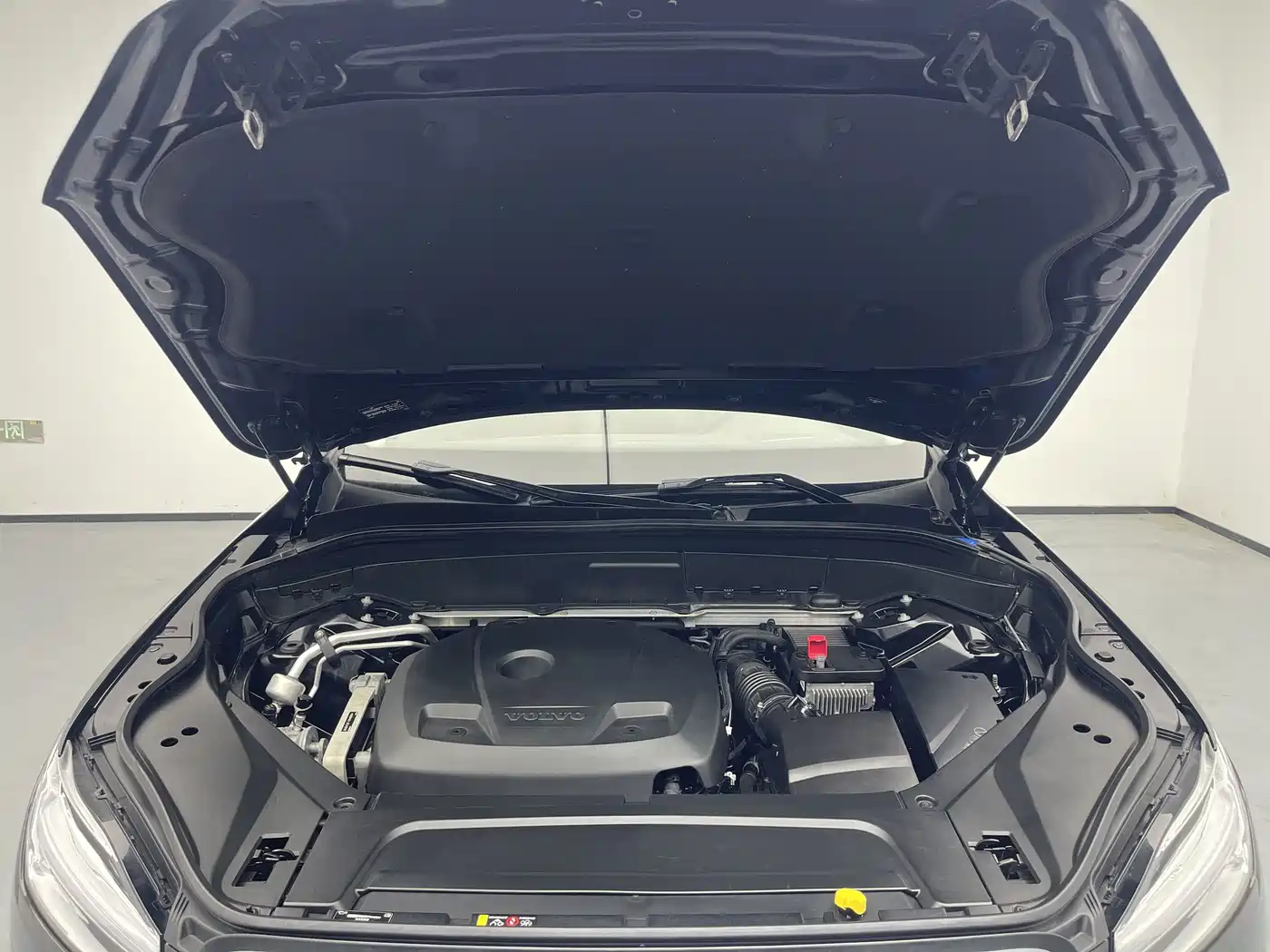 Фото 20 - Volvo XC90