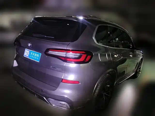 BMW X5 (Import) 2021 xDrive40i M Sport Package — фото 5