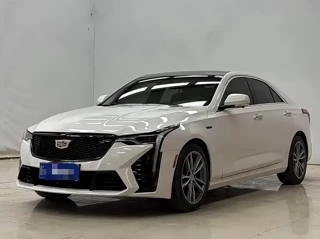 Cadillac CT4 2021