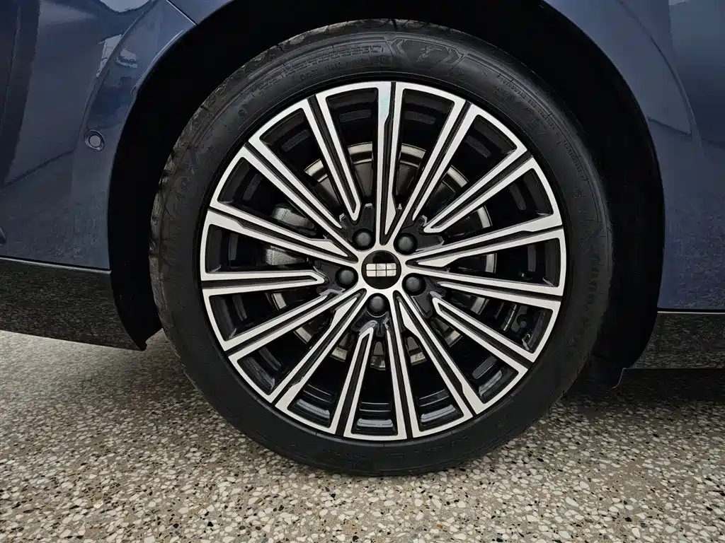 Geely Galaxy Galaxy Xingyao 8 2025 130km EM-P Starship Edition фото 16