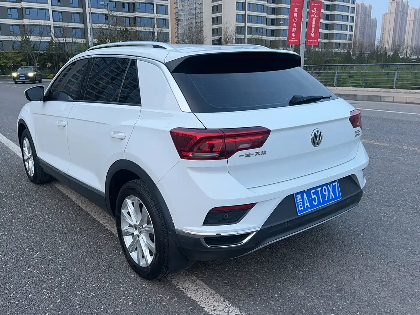 Volkswagen T-ROC 2019 230TSI DSG 2WD Progressive Version China VI фото 8