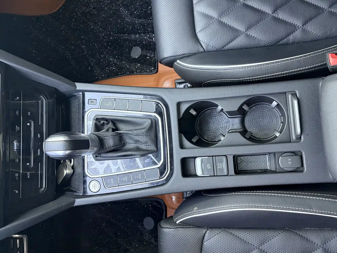 VOLKSWAGEN MAGOTAN GTE PLUG IN HYBRID