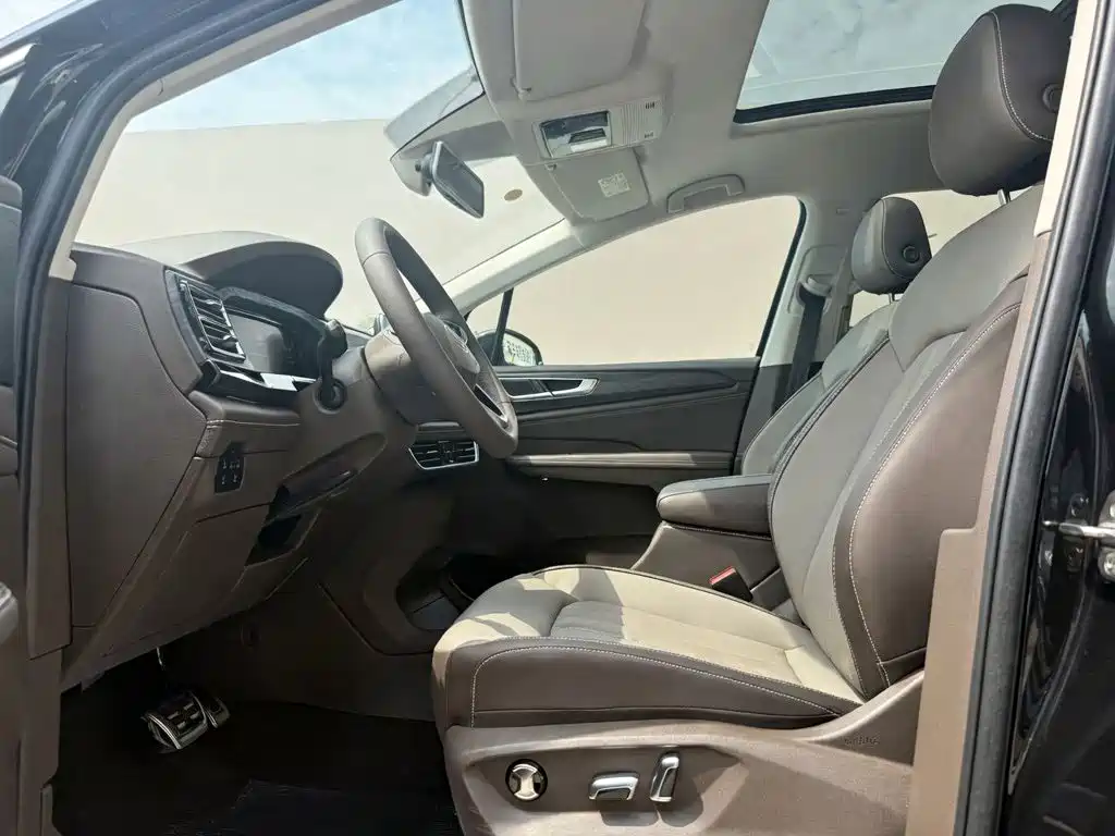 Volkswagen Viloran 2026 2025 380TSI Prestige Edition