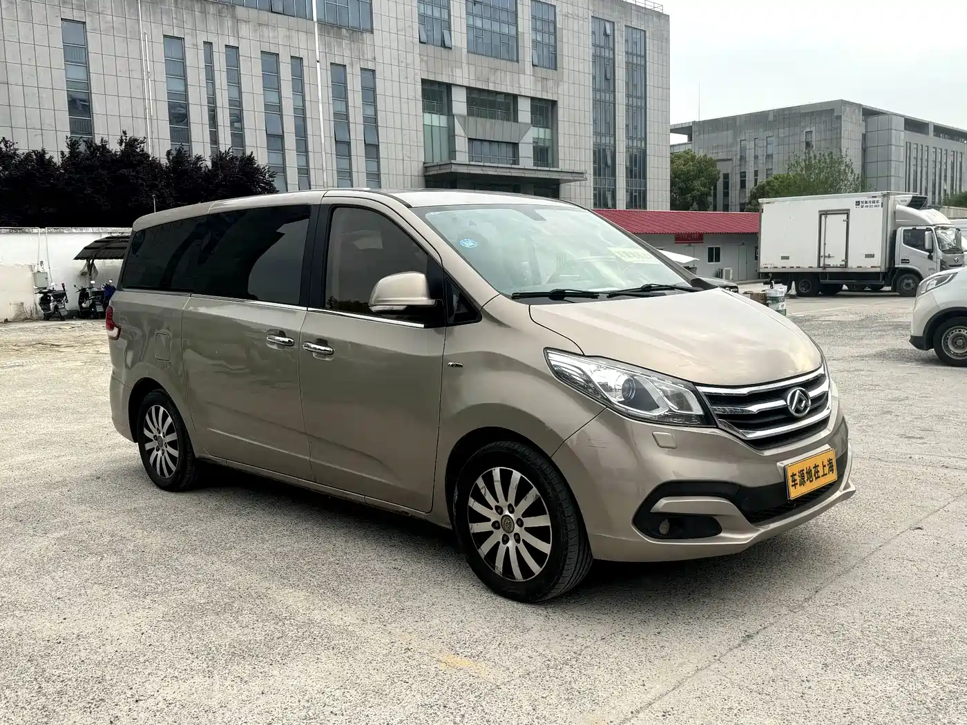 SAIC Maxus Maxus G10 2016 2.0T Automatic Executive Edition фото 3