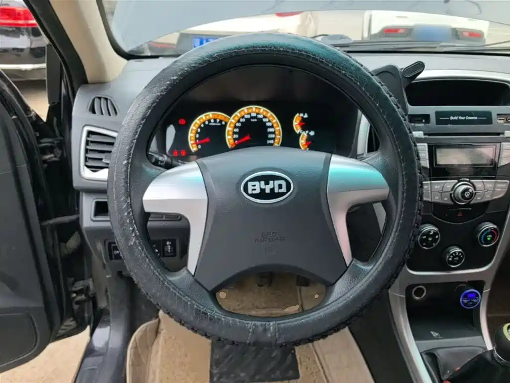 BYD F3 2015 Energy-saving Edition 1.5L Manual Luxury фото 11