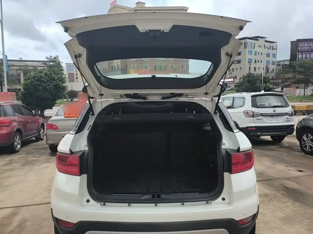 Landwind X7 2016 2015 2.0T Panorama Premium