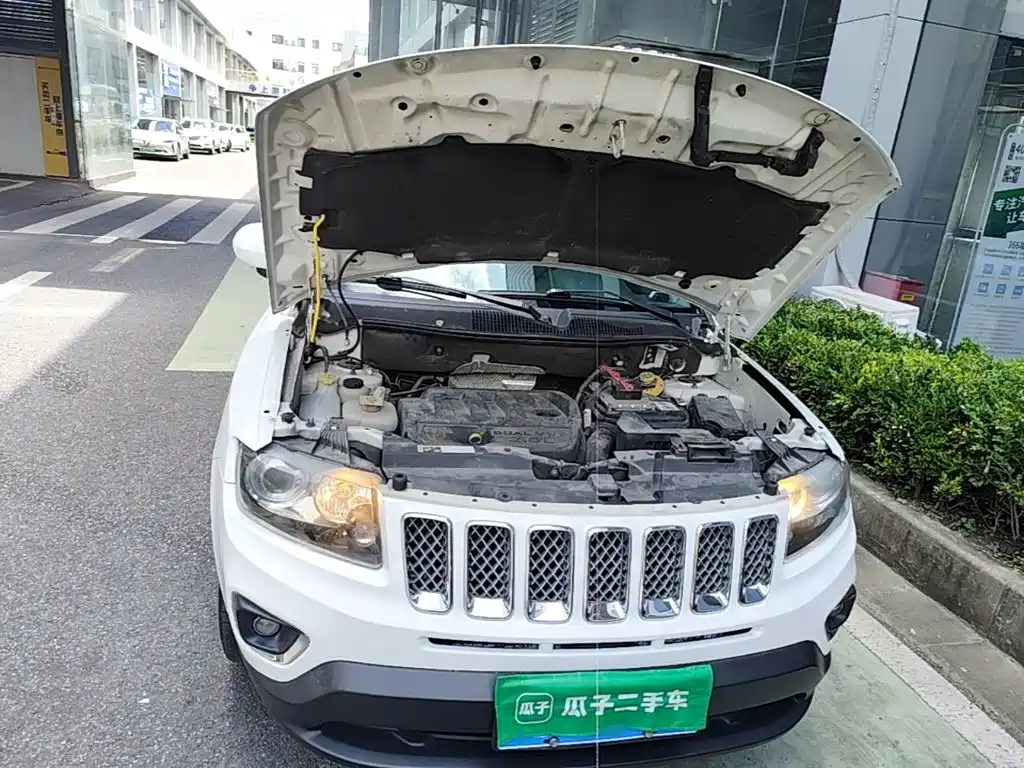Jeep Compass (Import) 2016 2014 Facelift 2.0L 2WD Elite Edition