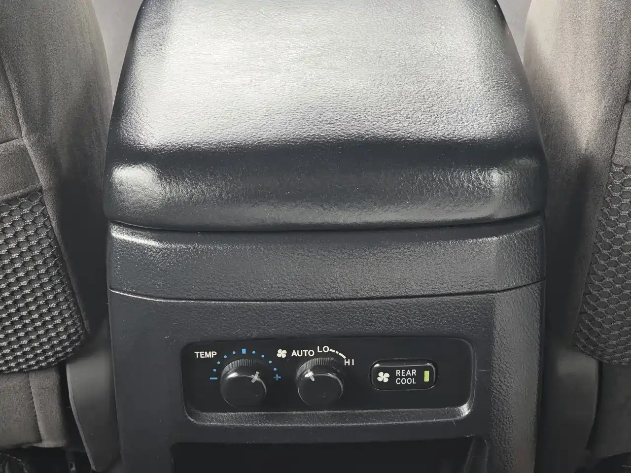 Toyota Prado (Import) 2004 GX 2.7 Automatic фото 13