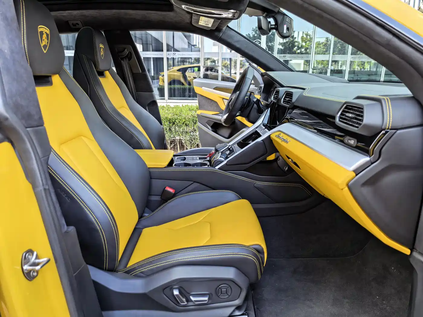 Lamborghini Urus 2021 4.0T V8 фото 37