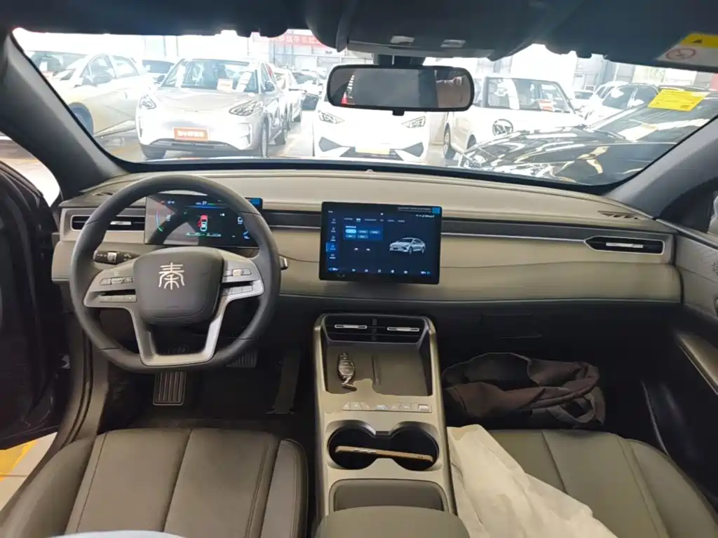 BYD Qin PLUS 2026 2026 DM-i Smart Edition 128KM Progressive