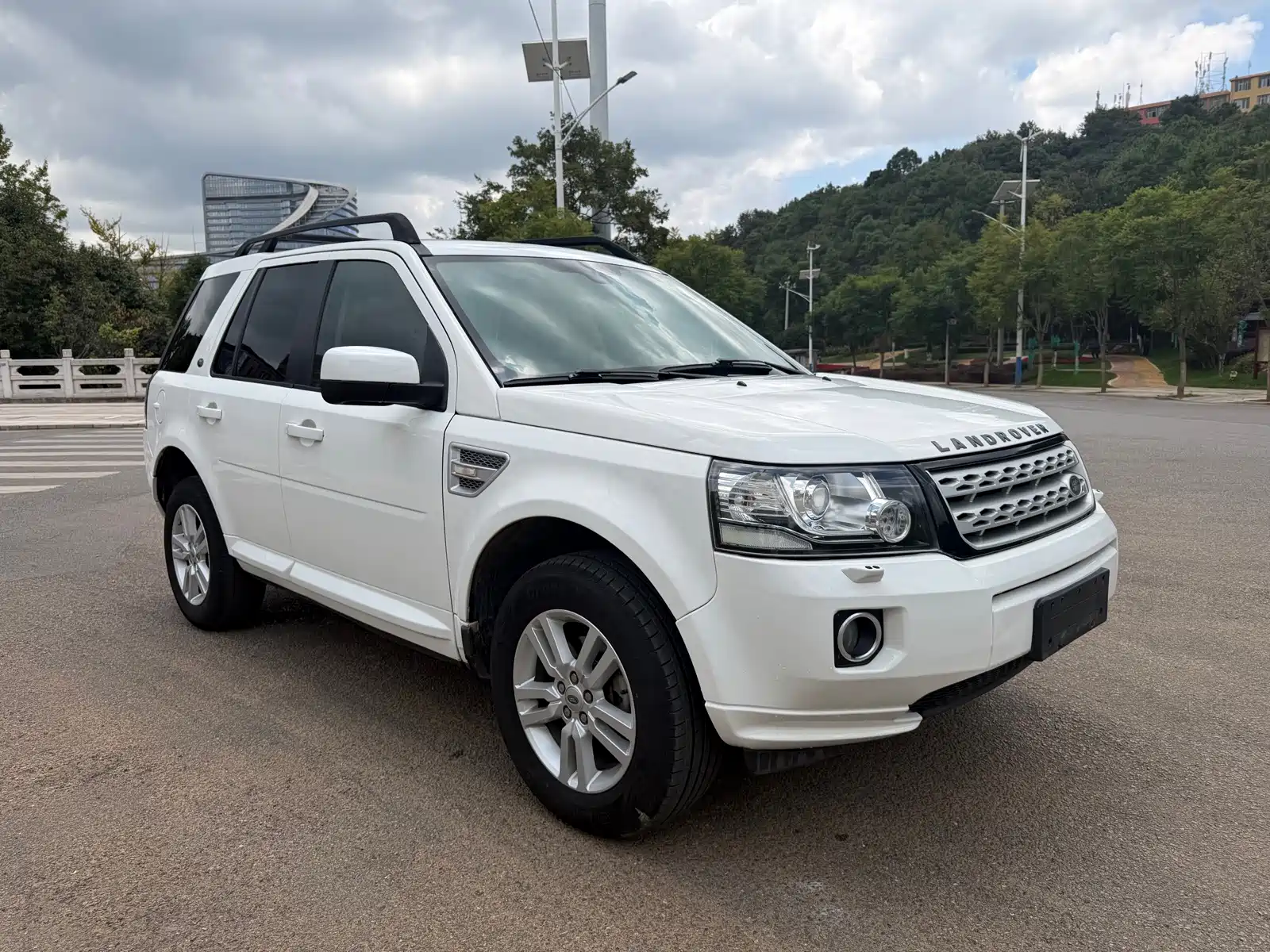 Фото 3 - Land Rover Freelander 2