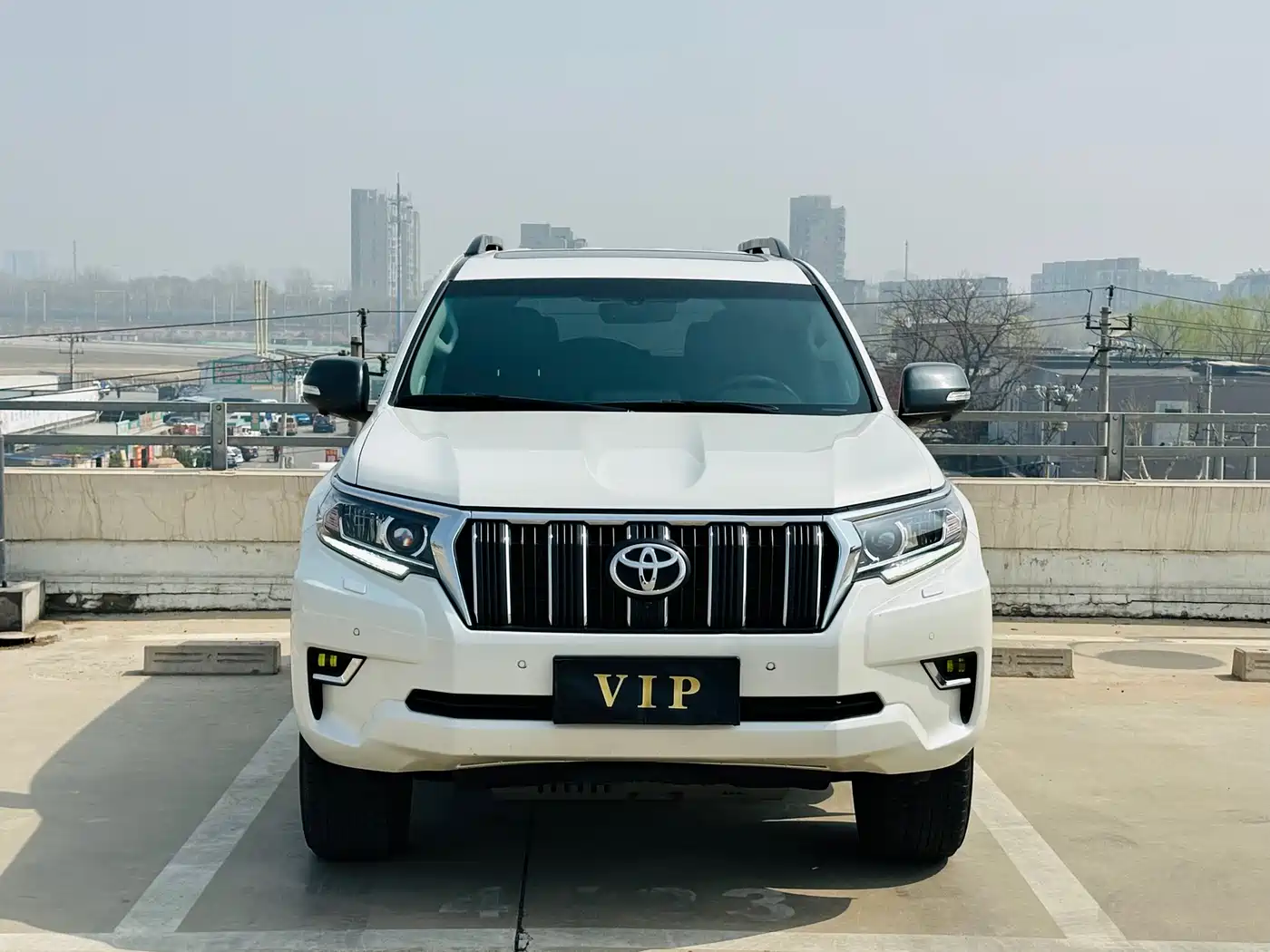 TOYOTA PRADO