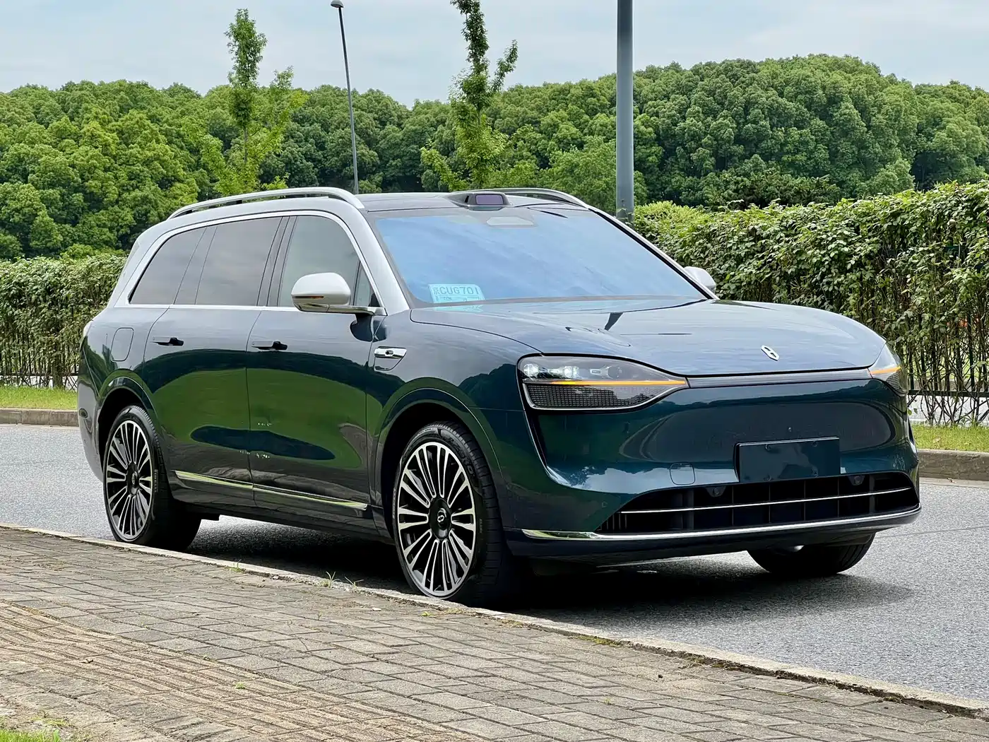 AITO Wenjie AITO M9 2024 Extended Range Ultra 42kWh 6-Seater фото 3
