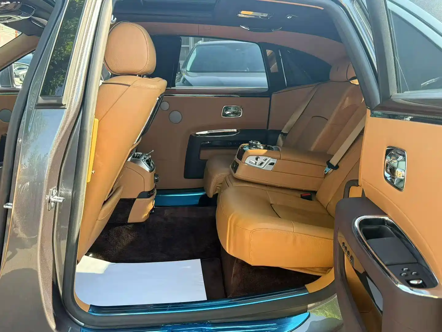 Фото 7 - Rolls-Royce Ghost