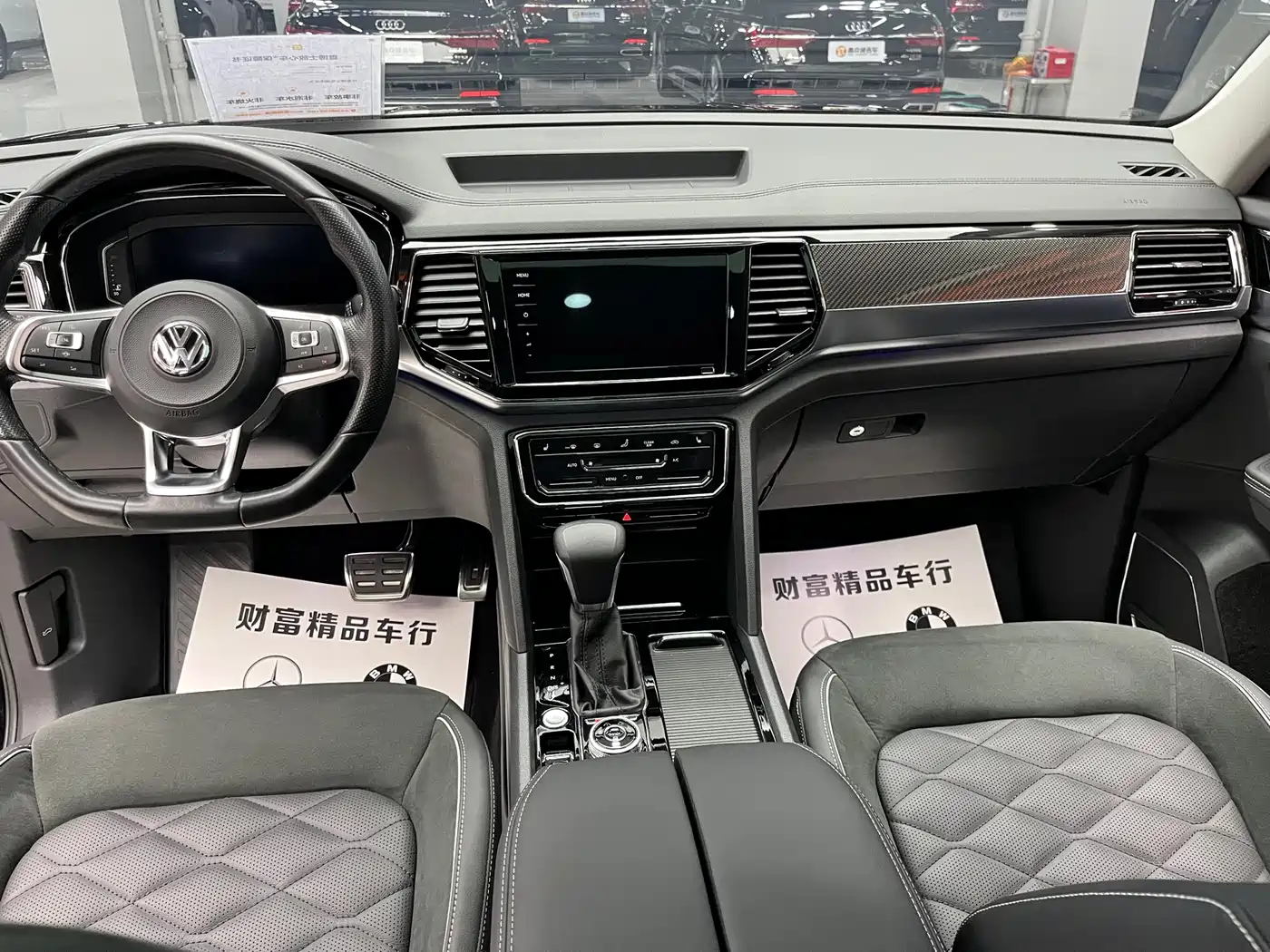Volkswagen Teramont 2019 Model Teramont X 380TSI 4WD Prestige Luxury Edition фото 9