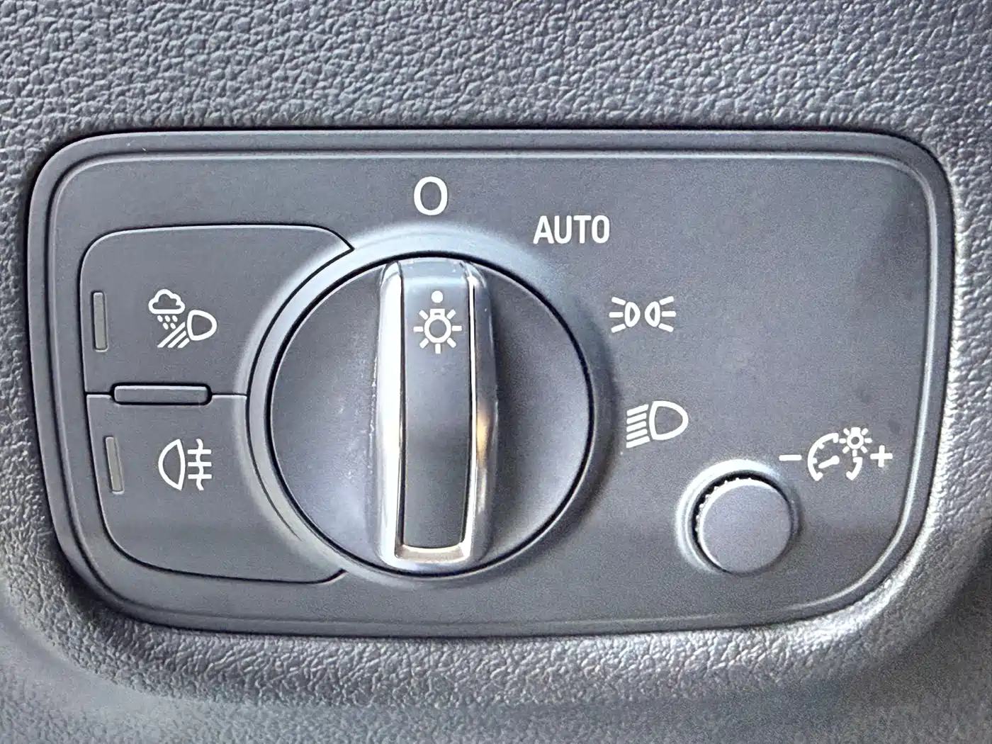 Audi Q2L, миниатюра 13