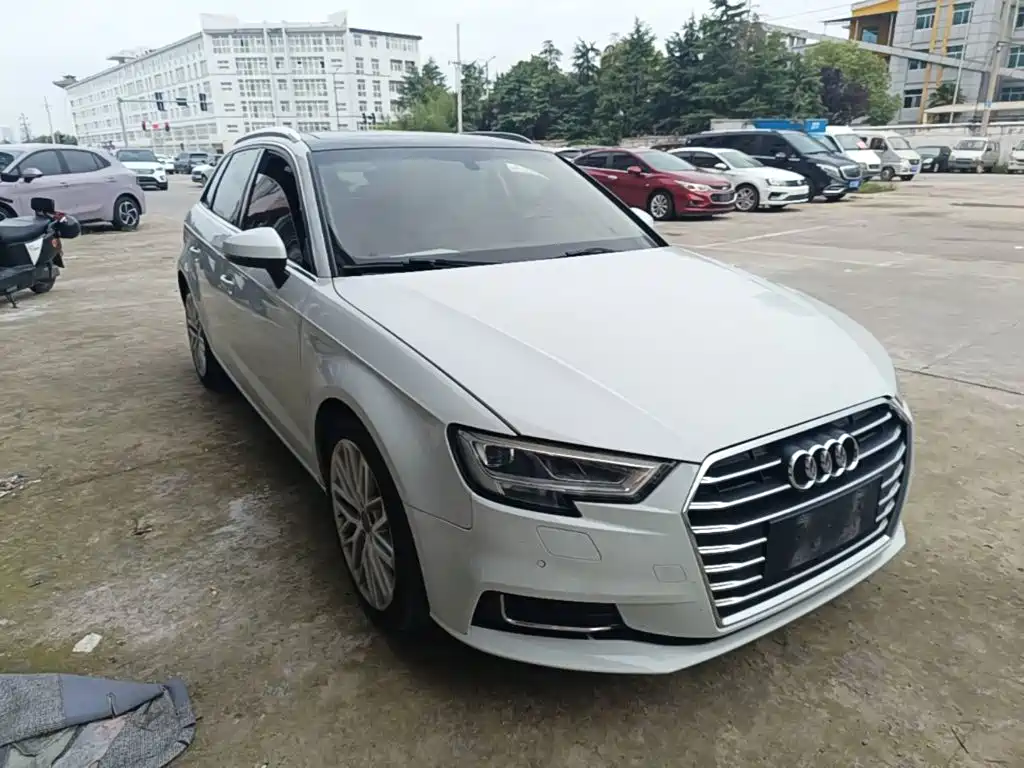 Фото 4 - Audi A3