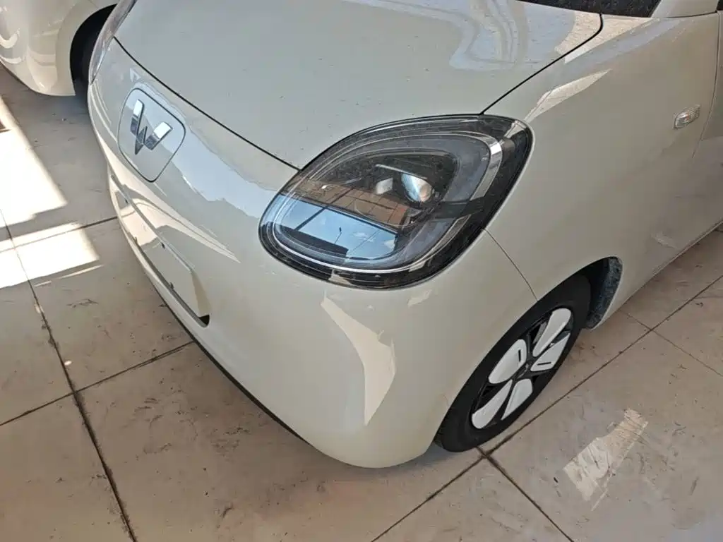 Wuling Motors Hongguang MINIEV 2026 2025 4-Door Advanced