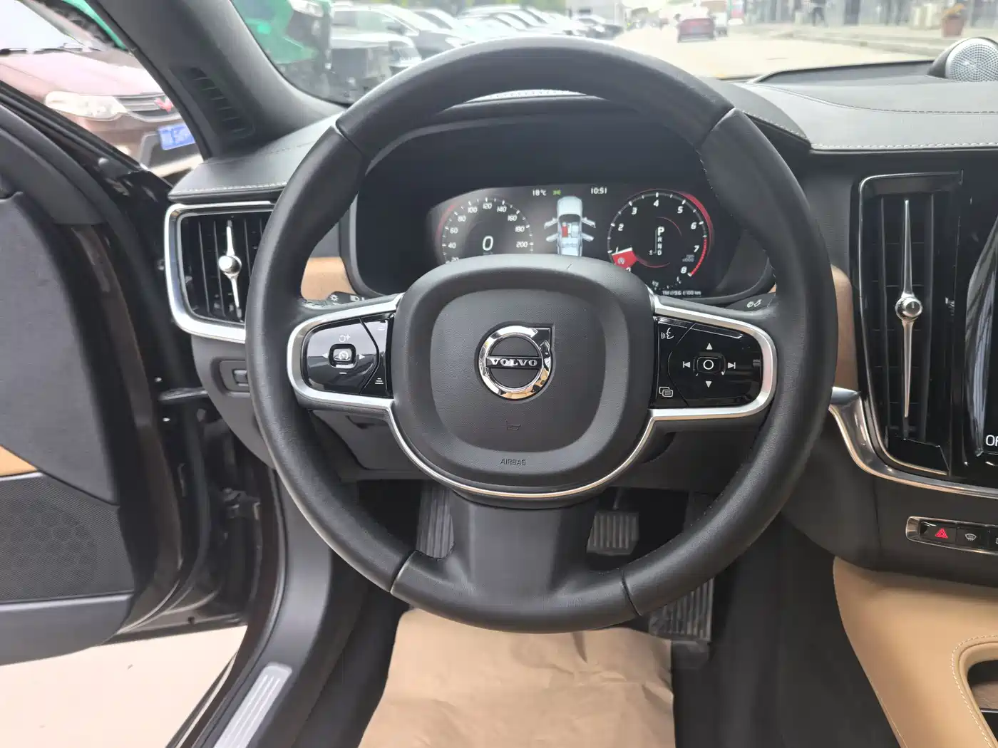 Фото 28 - Volvo S90