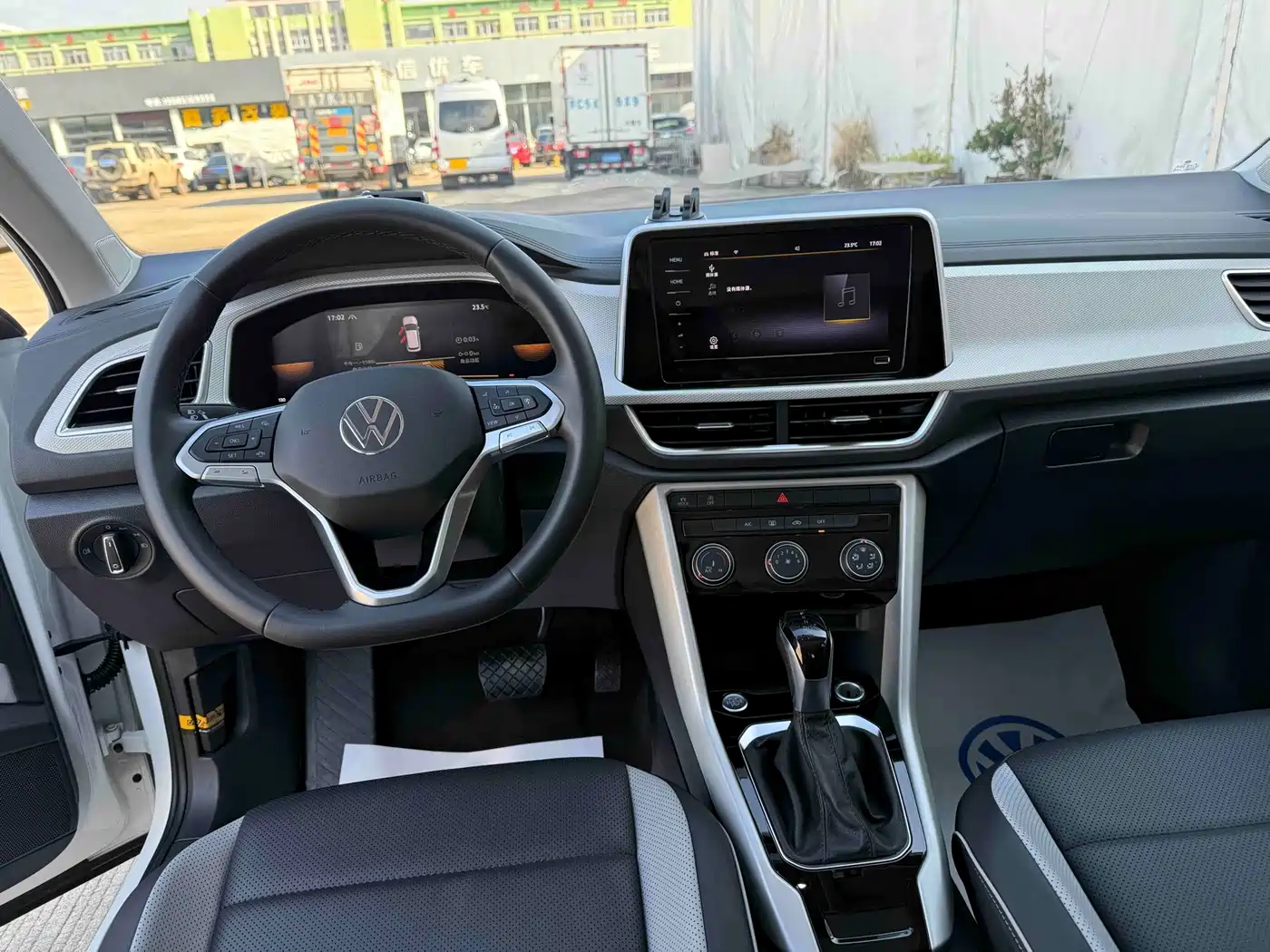 Volkswagen T-Roc, миниатюра 7