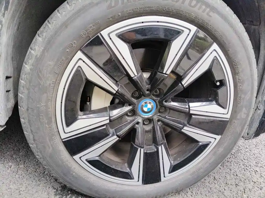 BMW iX3 2024 2023 Leading Type