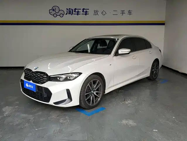 BMW 3 Series 2024