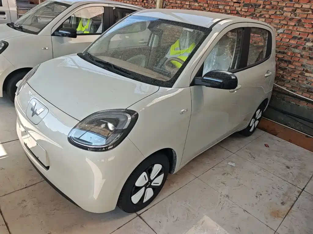 Wuling Motors Hongguang MINIEV 2026 2025 4-Door Advanced
