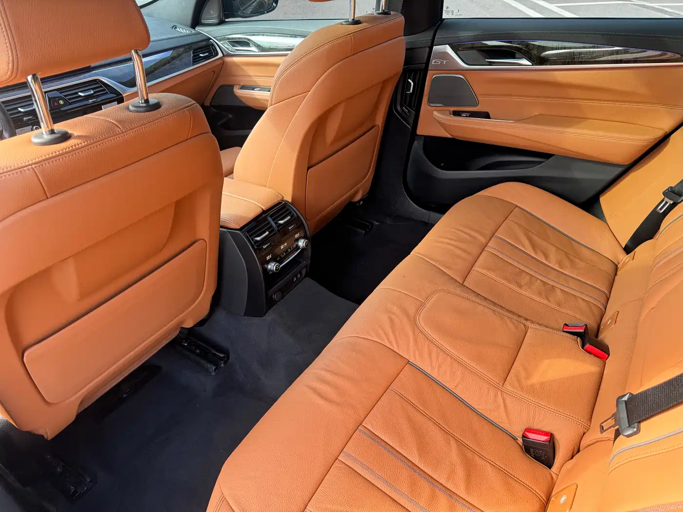 BMW 6 Series GT 2022 Model 630i M Sport Package фото 10