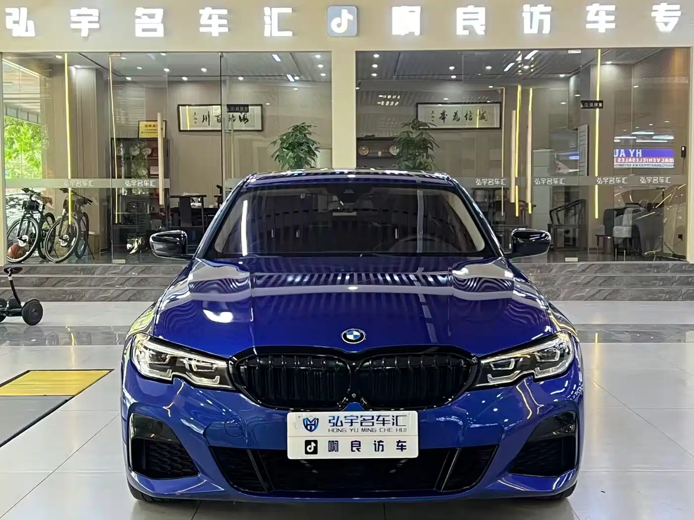 BMW 3 Series 2020 325Li M Sport Black Night Package