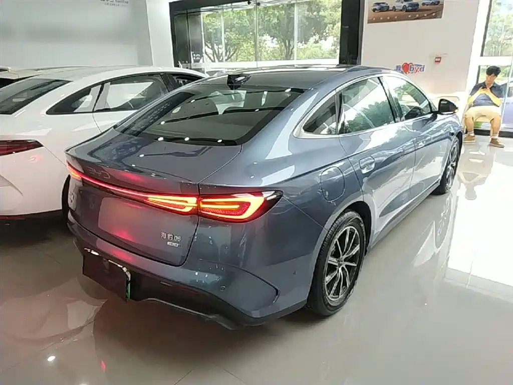 BYD Seal 06 New Energy 2025 DM-i Smart Drive Edition 120KM Luxury фото 7