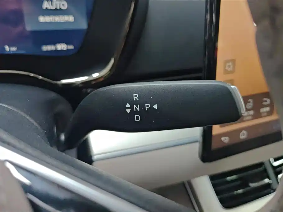 BYD HAN