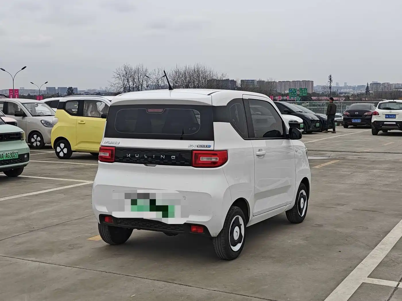 Фото 3 - Wuling Motors Hongguang MINIEV