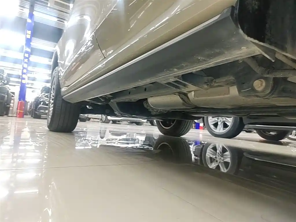 Tank 500 EV 2023 Hi4-T фото 22